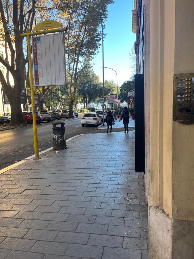 Hotel Domus Aeterna - Re Di Roma Zewnętrze zdjęcie