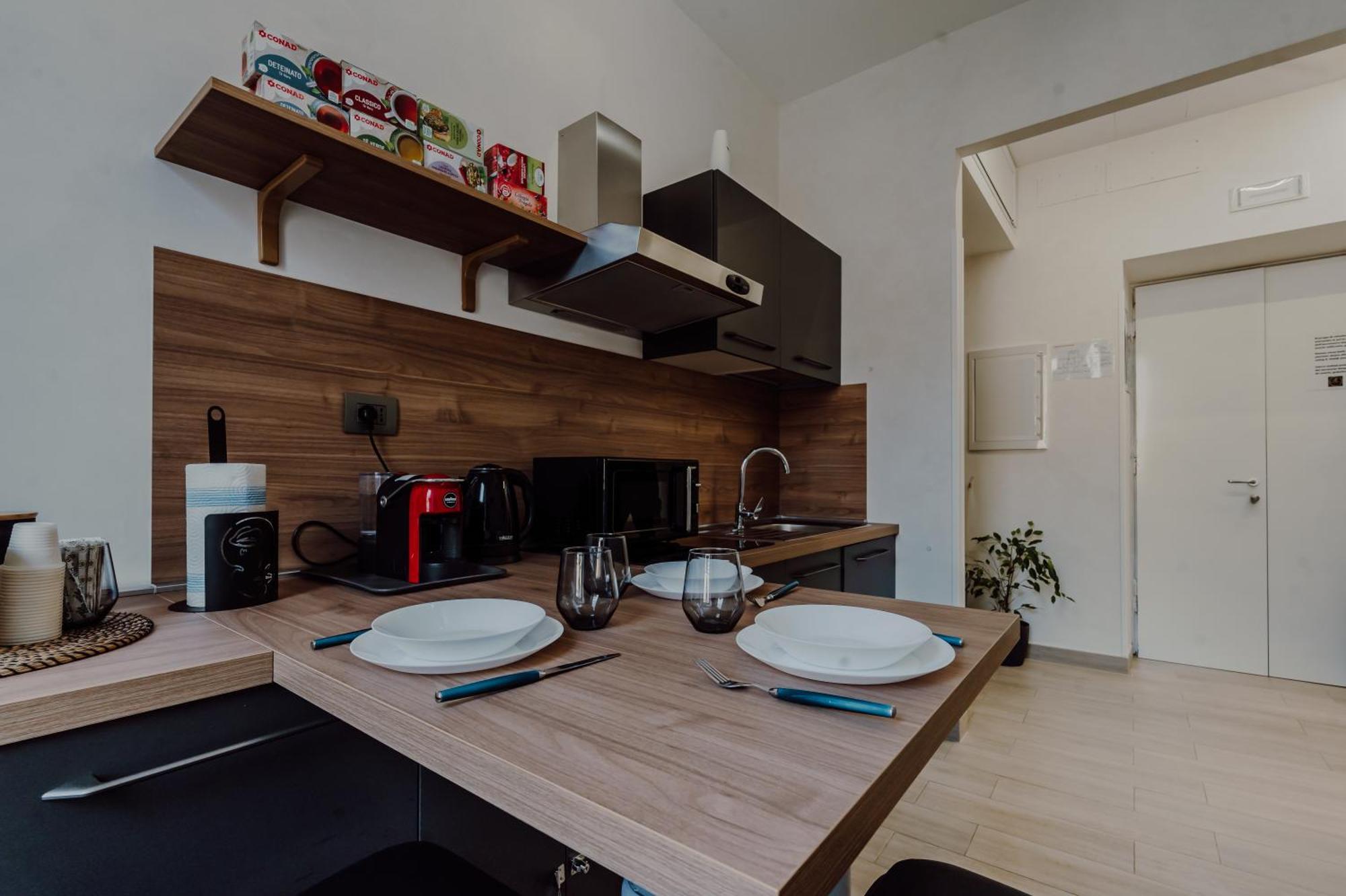 Hotel Domus Aeterna - Re Di Roma Zewnętrze zdjęcie