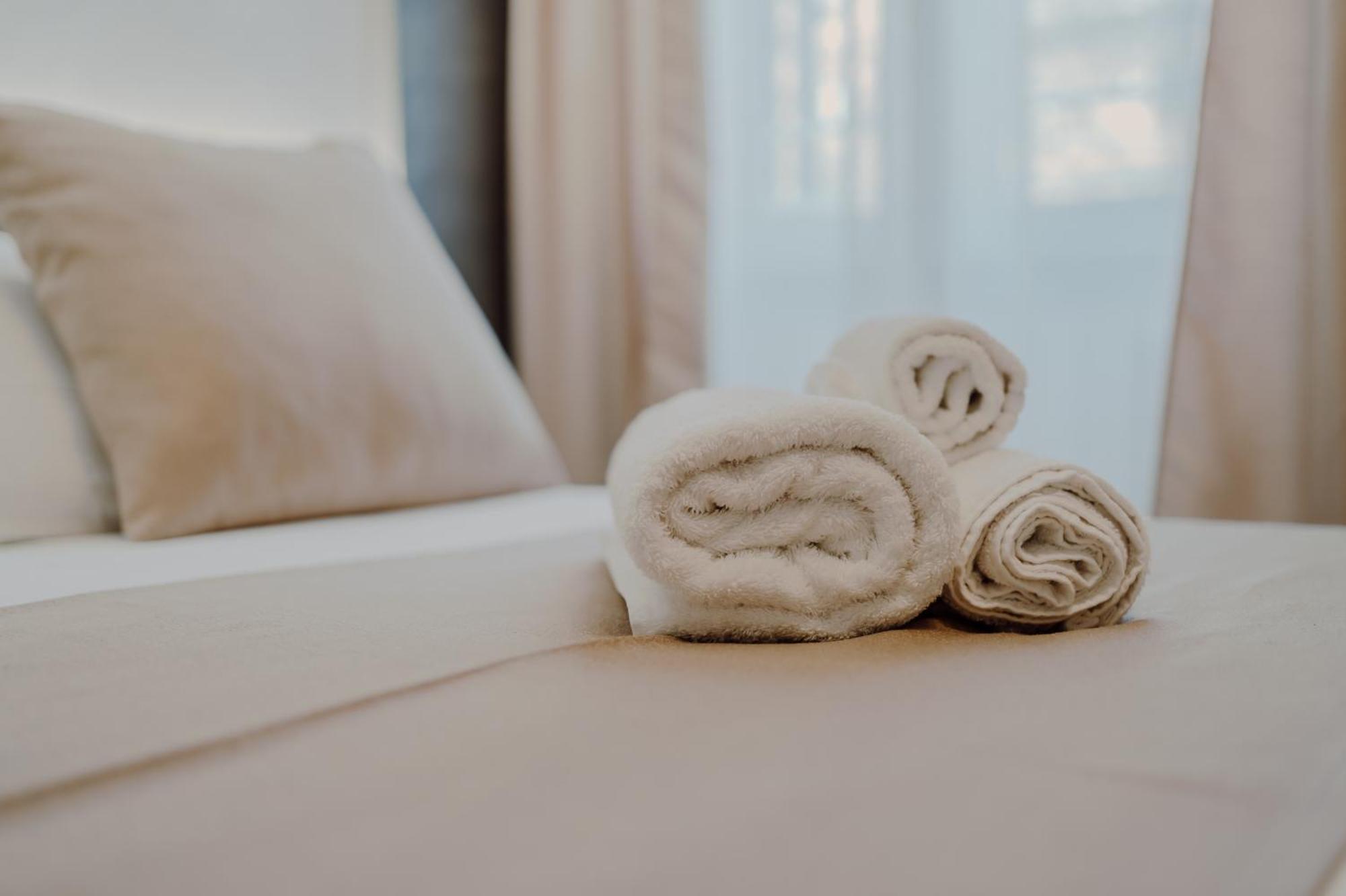 Hotel Domus Aeterna - Re Di Roma Zewnętrze zdjęcie