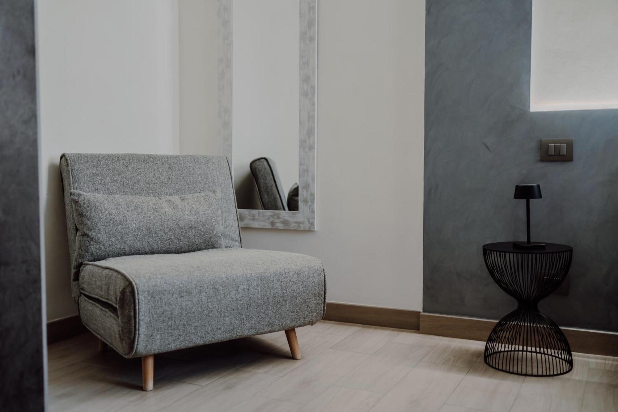 Hotel Domus Aeterna - Re Di Roma Zewnętrze zdjęcie