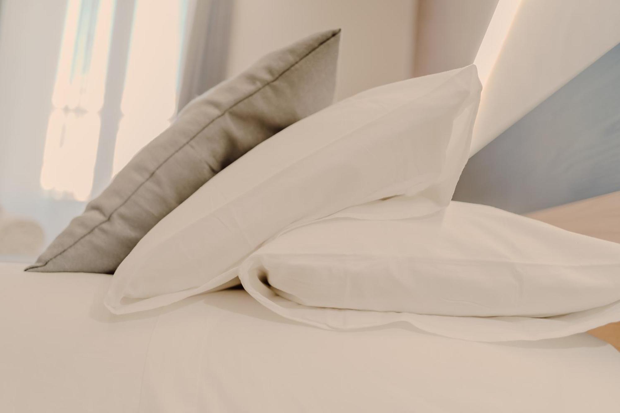Hotel Domus Aeterna - Re Di Roma Zewnętrze zdjęcie